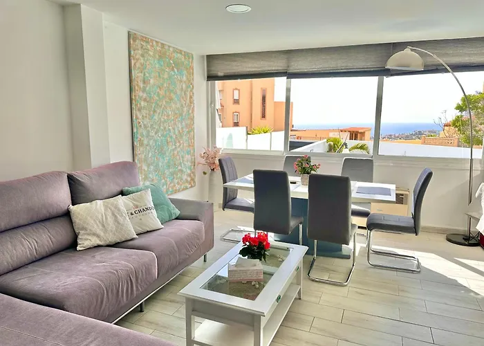 El Mar House & Private Heated Pool Apartment *