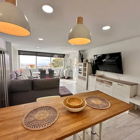 El Mar House & Private Heated Pool Apartman *