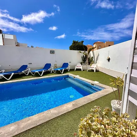 El Mar House & Private Heated Pool Apartman *